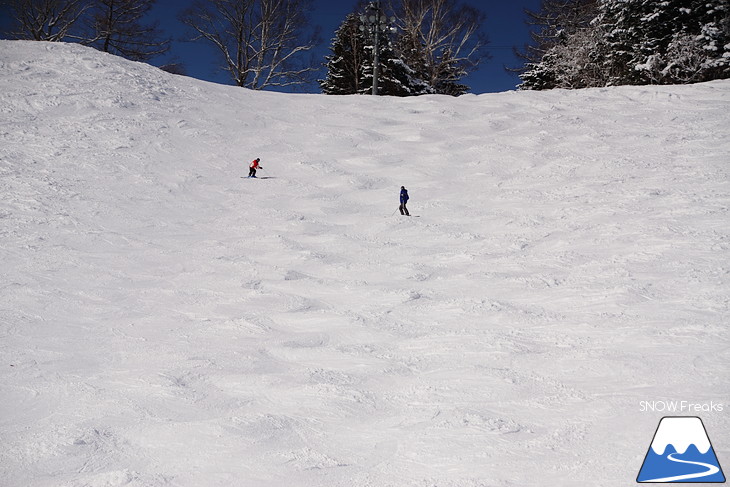 札幌藻岩山スキー場 『青空』が最高に似合うゲレンデ☆